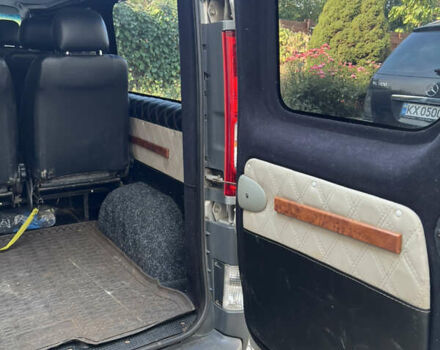 Серый Опель Виваро, объемом двигателя 2 л и пробегом 380 тыс. км за 13200 $, фото 12 на Automoto.ua