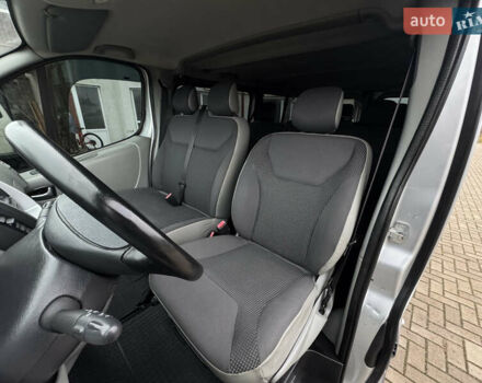 Серый Опель Виваро, объемом двигателя 2 л и пробегом 250 тыс. км за 14950 $, фото 40 на Automoto.ua