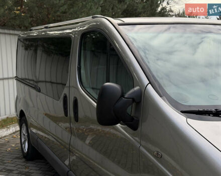 Сірий Опель Віваро, об'ємом двигуна 2 л та пробігом 282 тис. км за 13850 $, фото 10 на Automoto.ua