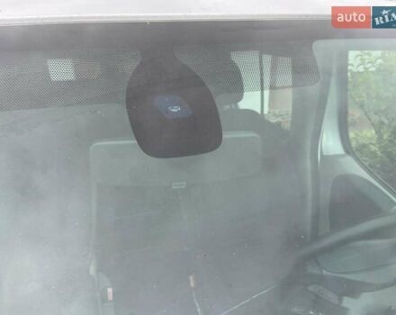 Серый Опель Виваро, объемом двигателя 2.5 л и пробегом 285 тыс. км за 13950 $, фото 25 на Automoto.ua