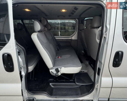 Серый Опель Виваро, объемом двигателя 2 л и пробегом 250 тыс. км за 14950 $, фото 46 на Automoto.ua