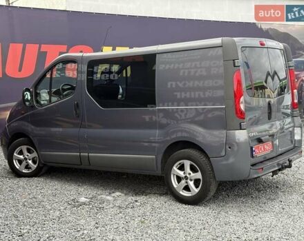 Серый Опель Виваро, объемом двигателя 2 л и пробегом 244 тыс. км за 13000 $, фото 7 на Automoto.ua