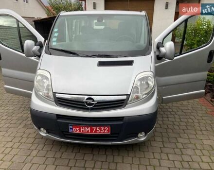 Серый Опель Виваро, объемом двигателя 2.5 л и пробегом 285 тыс. км за 13950 $, фото 34 на Automoto.ua