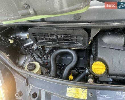 Серый Опель Виваро, объемом двигателя 2 л и пробегом 216 тыс. км за 14950 $, фото 12 на Automoto.ua
