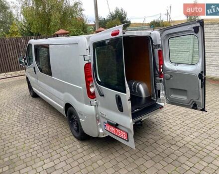 Серый Опель Виваро, объемом двигателя 2.5 л и пробегом 285 тыс. км за 13950 $, фото 38 на Automoto.ua