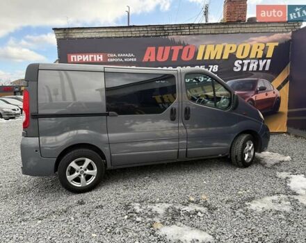 Серый Опель Виваро, объемом двигателя 2 л и пробегом 244 тыс. км за 13000 $, фото 9 на Automoto.ua