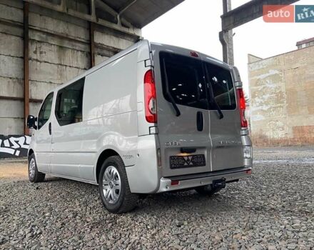 Серый Опель Виваро, объемом двигателя 2.5 л и пробегом 265 тыс. км за 13850 $, фото 16 на Automoto.ua