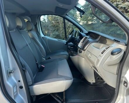 Серый Опель Виваро, объемом двигателя 2 л и пробегом 192 тыс. км за 8000 $, фото 13 на Automoto.ua