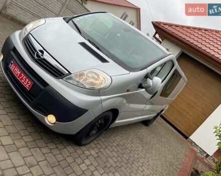 Серый Опель Виваро, объемом двигателя 2.5 л и пробегом 285 тыс. км за 13950 $, фото 12 на Automoto.ua