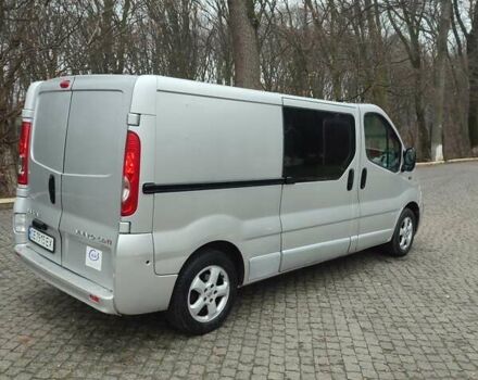 Серый Опель Виваро, объемом двигателя 2 л и пробегом 240 тыс. км за 13600 $, фото 5 на Automoto.ua