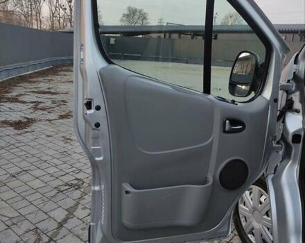 Серый Опель Виваро, объемом двигателя 2 л и пробегом 270 тыс. км за 15200 $, фото 30 на Automoto.ua