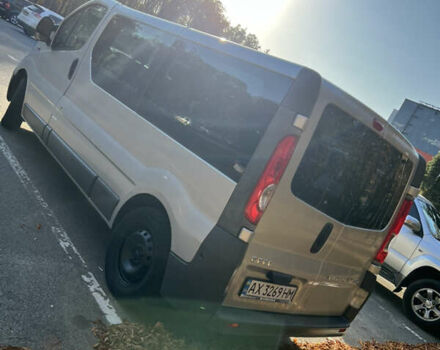 Серый Опель Виваро, объемом двигателя 2 л и пробегом 380 тыс. км за 13200 $, фото 2 на Automoto.ua