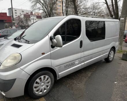 Серый Опель Виваро, объемом двигателя 2 л и пробегом 306 тыс. км за 10400 $, фото 2 на Automoto.ua