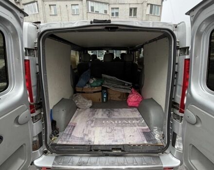 Серый Опель Виваро, объемом двигателя 2 л и пробегом 306 тыс. км за 10400 $, фото 6 на Automoto.ua