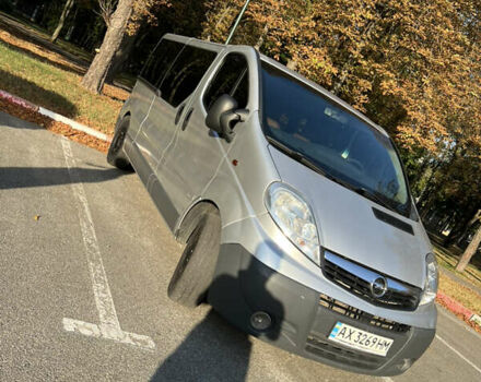 Серый Опель Виваро, объемом двигателя 2 л и пробегом 380 тыс. км за 13200 $, фото 6 на Automoto.ua