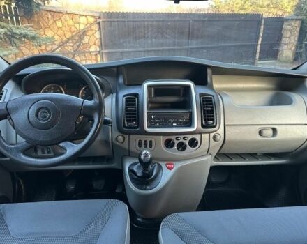 Серый Опель Виваро, объемом двигателя 2 л и пробегом 192 тыс. км за 8000 $, фото 9 на Automoto.ua