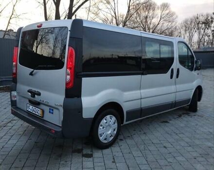 Серый Опель Виваро, объемом двигателя 2 л и пробегом 270 тыс. км за 15200 $, фото 17 на Automoto.ua