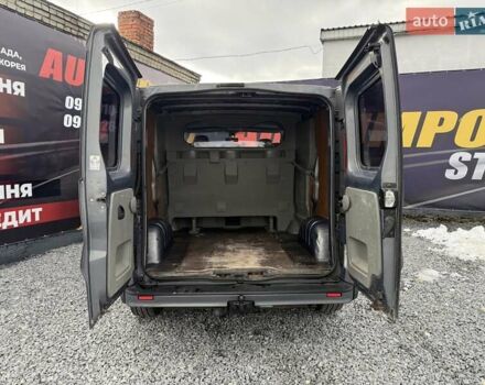 Серый Опель Виваро, объемом двигателя 2 л и пробегом 244 тыс. км за 13000 $, фото 10 на Automoto.ua