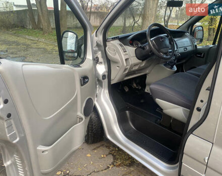 Серый Опель Виваро, объемом двигателя 2 л и пробегом 216 тыс. км за 14950 $, фото 18 на Automoto.ua