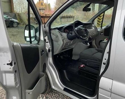 Серый Опель Виваро, объемом двигателя 2.5 л и пробегом 265 тыс. км за 13850 $, фото 17 на Automoto.ua