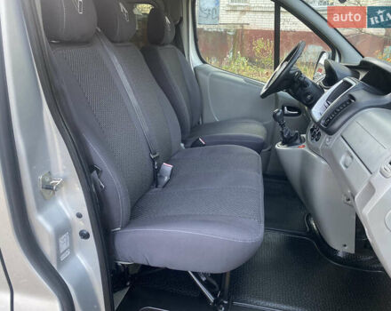 Серый Опель Виваро, объемом двигателя 2 л и пробегом 216 тыс. км за 14950 $, фото 35 на Automoto.ua