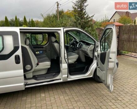 Серый Опель Виваро, объемом двигателя 2.5 л и пробегом 285 тыс. км за 13950 $, фото 44 на Automoto.ua