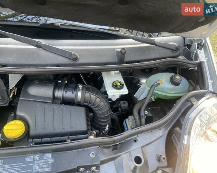 Серый Опель Виваро, объемом двигателя 2 л и пробегом 216 тыс. км за 14950 $, фото 11 на Automoto.ua