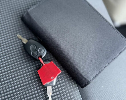 Серый Опель Виваро, объемом двигателя 2 л и пробегом 352 тыс. км за 14950 $, фото 21 на Automoto.ua