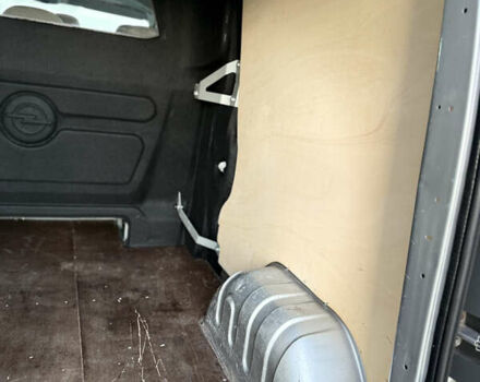 Серый Опель Виваро, объемом двигателя 2 л и пробегом 352 тыс. км за 14950 $, фото 27 на Automoto.ua