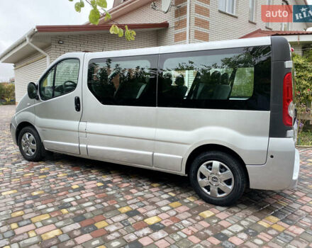 Серый Опель Виваро, объемом двигателя 2 л и пробегом 287 тыс. км за 14700 $, фото 10 на Automoto.ua