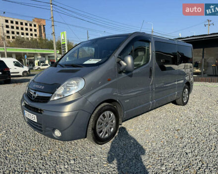 Опель Виваро 2013 в Черновцах на Automoto.ua Серый Опель Виваро, объемом двигателя 2 л и пробегом 299 тыс. км за 14400 $, фото 5 на Automoto.ua