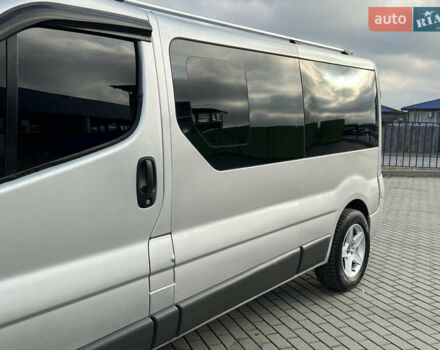 Серый Опель Виваро, объемом двигателя 2 л и пробегом 293 тыс. км за 14300 $, фото 22 на Automoto.ua