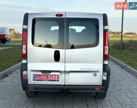 Серый Опель Виваро, объемом двигателя 2 л и пробегом 352 тыс. км за 14950 $, фото 5 на Automoto.ua