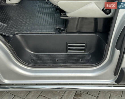 Серый Опель Виваро, объемом двигателя 2 л и пробегом 320 тыс. км за 14500 $, фото 34 на Automoto.ua