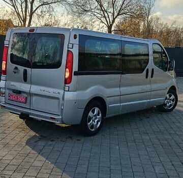 Серый Опель Виваро, объемом двигателя 2 л и пробегом 386 тыс. км за 16600 $, фото 29 на Automoto.ua