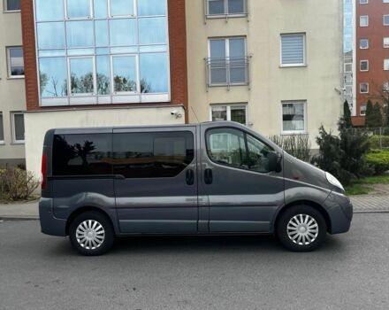 Серый Опель Виваро, объемом двигателя 2 л и пробегом 199 тыс. км за 8300 $, фото 3 на Automoto.ua