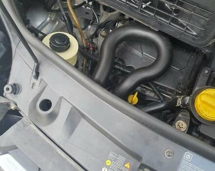 Опель Виваро 2013 в Прилуках на Automoto.ua Серый Опель Виваро, объемом двигателя 2 л и пробегом 296 тыс. км за 13000 $, фото 17 на Automoto.ua