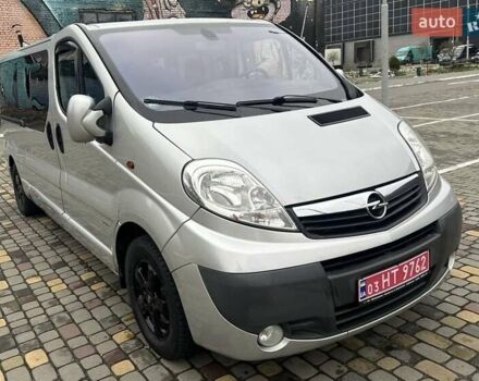 Серый Опель Виваро, объемом двигателя 2 л и пробегом 260 тыс. км за 16300 $, фото 19 на Automoto.ua