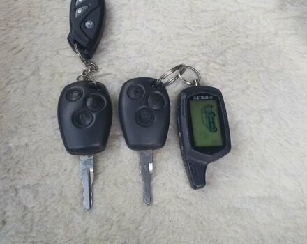 Опель Виваро 2013 в Прилуках на Automoto.ua Серый Опель Виваро, объемом двигателя 2 л и пробегом 296 тыс. км за 13000 $, фото 23 на Automoto.ua