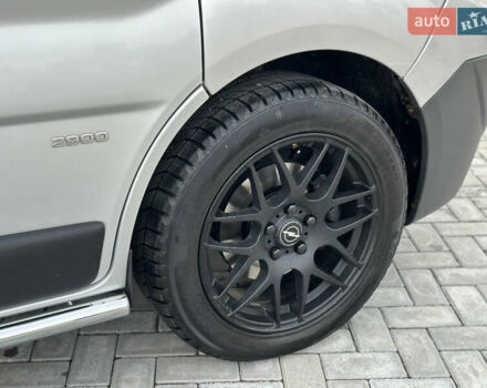 Серый Опель Виваро, объемом двигателя 2 л и пробегом 320 тыс. км за 14500 $, фото 13 на Automoto.ua