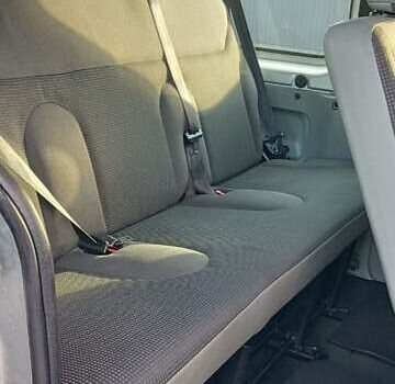 Серый Опель Виваро, объемом двигателя 2 л и пробегом 386 тыс. км за 16600 $, фото 50 на Automoto.ua