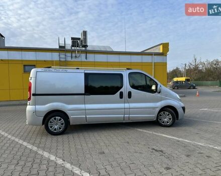 Серый Опель Виваро, объемом двигателя 2 л и пробегом 225 тыс. км за 16000 $, фото 11 на Automoto.ua