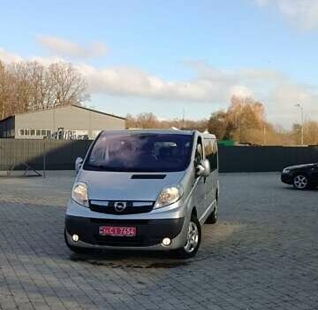 Серый Опель Виваро, объемом двигателя 2 л и пробегом 386 тыс. км за 16600 $, фото 24 на Automoto.ua