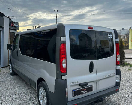 Серый Опель Виваро, объемом двигателя 2 л и пробегом 286 тыс. км за 15200 $, фото 5 на Automoto.ua