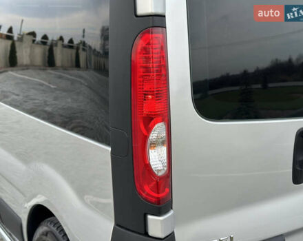 Серый Опель Виваро, объемом двигателя 2 л и пробегом 320 тыс. км за 14500 $, фото 74 на Automoto.ua