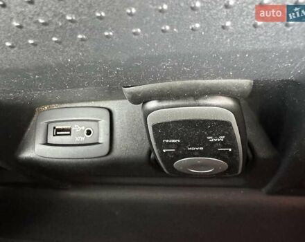 Серый Опель Виваро, объемом двигателя 2 л и пробегом 260 тыс. км за 16300 $, фото 30 на Automoto.ua