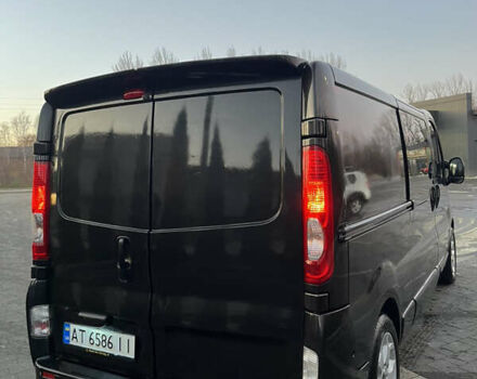 Серый Опель Виваро, объемом двигателя 2 л и пробегом 211 тыс. км за 14750 $, фото 4 на Automoto.ua