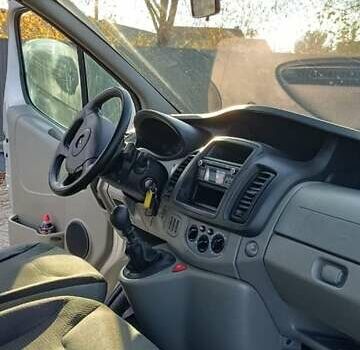 Серый Опель Виваро, объемом двигателя 2 л и пробегом 386 тыс. км за 16600 $, фото 36 на Automoto.ua