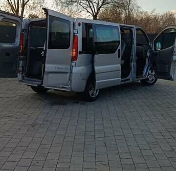 Серый Опель Виваро, объемом двигателя 2 л и пробегом 386 тыс. км за 16600 $, фото 33 на Automoto.ua