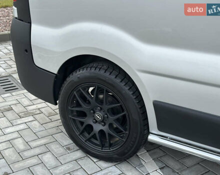 Серый Опель Виваро, объемом двигателя 2 л и пробегом 320 тыс. км за 14500 $, фото 10 на Automoto.ua